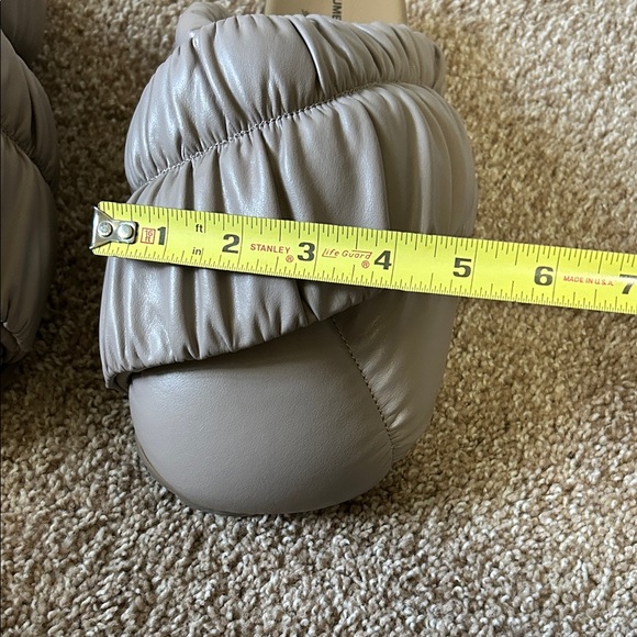 Yume Yume | Women's Taupe Quilted Slip-On Shoes | size 40 - Picture 8 of 16